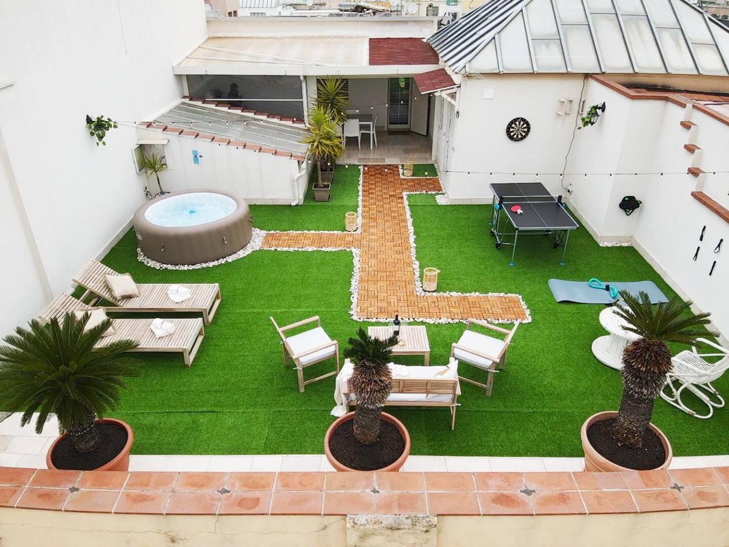 150Mq Rooftop Paradise - Spacious Private Terrace Бари Экстерьер фото